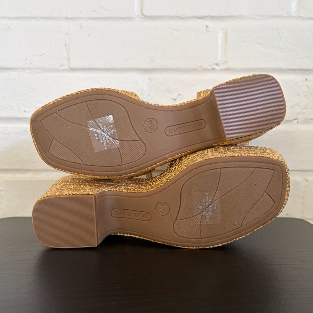 Bandolino Sabinna Platform Wedge in Gold, SZ 8.5 NWOB - Picture 11 of 11